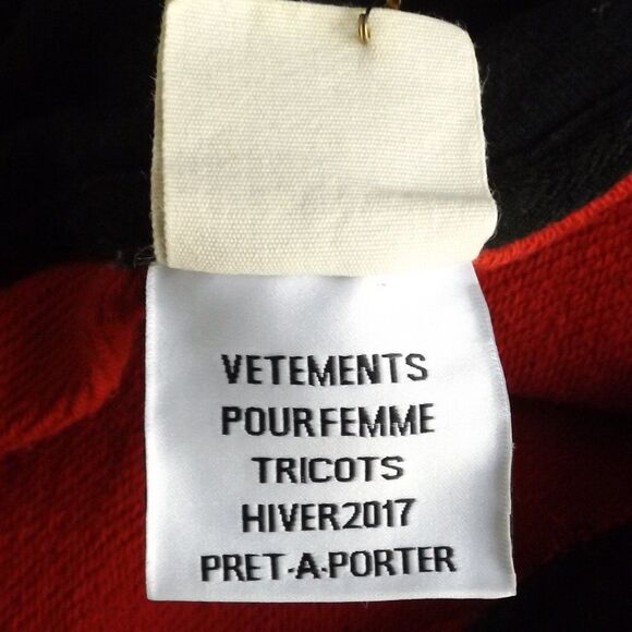 VETEMENTS X CHAMPION Hoodie, M, Antwerpen Belgium, Red/Black, Sweatshirt - Picture 12 of 16